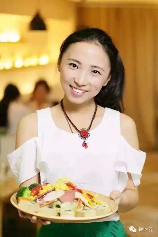 我，88年，高颜值，女学霸：就要打造沙拉界的星巴克！|饮品报