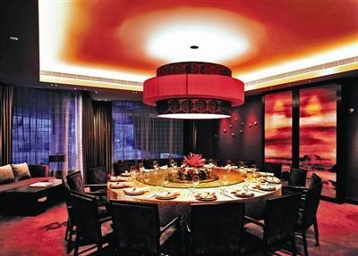 年夜饭亲民受宠，餐企动起“懒人”心思|饮品报