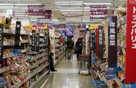 日本超市令人暖心的服务细节中告诉了餐饮人什么道理？|饮品报