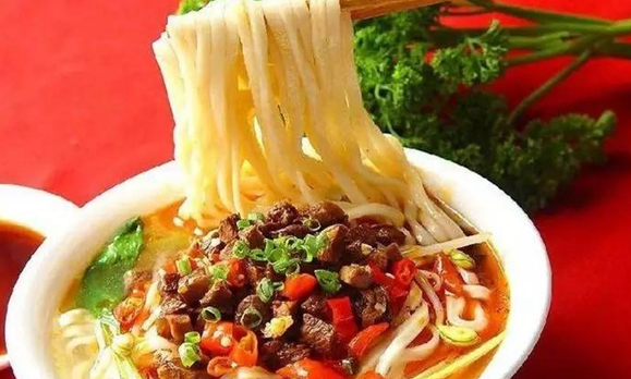 每天揭穿一个“假案例”-1：面馆营业额倍增秘籍|饮品报