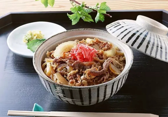 四个问题撬开的关键思考：从餐饮生意到品牌