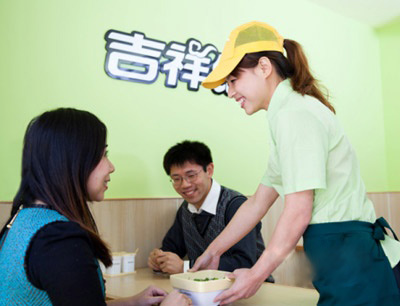吉祥馄饨董事长张彪：从3个人到1万多人，加盟之路是这样走出来的|饮品报