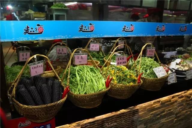 只靠一招，这家餐厅牢牢拴住老员工！|饮品报