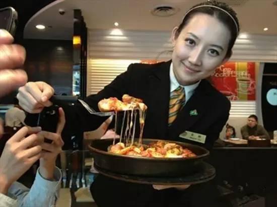 餐厅每天都遇到不同的问题，怎样将问题扼杀在摇篮里？|饮品报