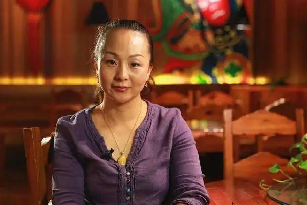 看豪放派“女诗人”，如何让川菜沸腾起来|饮品报
