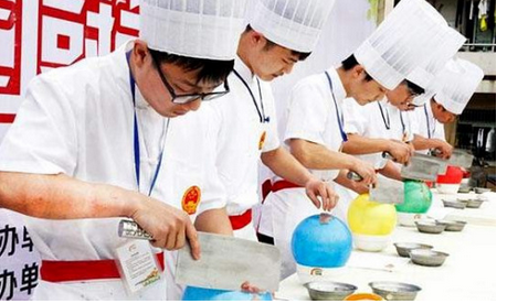 中国智慧餐饮创新国际峰会：餐饮信息化融合管理成焦点！|饮品报