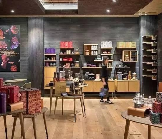 星巴克的焦虑：豪掷88亿收回门店所有权、关闭379家茶饮店……|饮品报