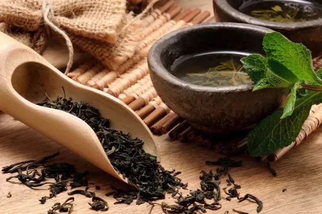 茶饮市场进入白刃战，晋朝黑龙茶强势突围靠这4点！|饮品报