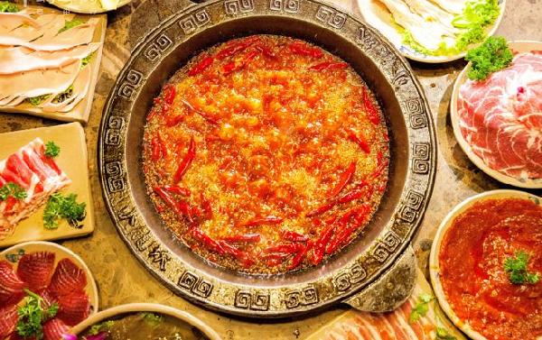 一个小事件，竟引发川渝火锅地震，100多家火锅店被下架|饮品报