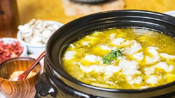 酸菜鱼成了爆款，传统川菜品类正在强势崛起？？？|饮品报