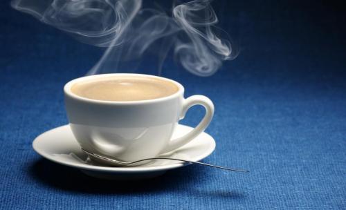 奶茶店这么“变态”了：顾客碰过的抹布，直接扔掉？|饮品报