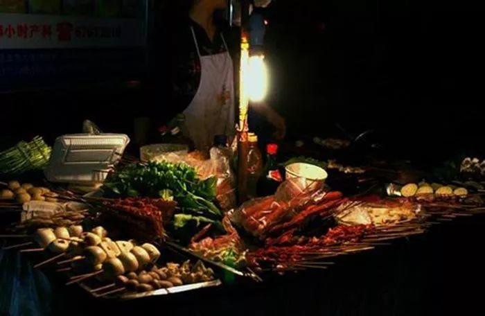 餐饮江湖众生相：有人艰难求生，有人一夜爆红|饮品报