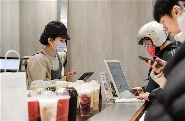 日销3500杯，日入6万元，喜茶“事业合伙”首战告捷